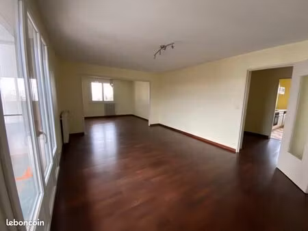 appartement 3 pièces 84 m²