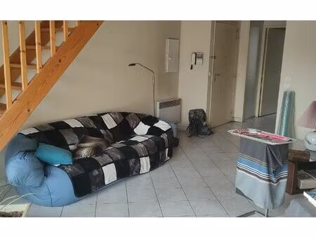 appartement saintes 65 m² t-2 à vendre  107 000 €