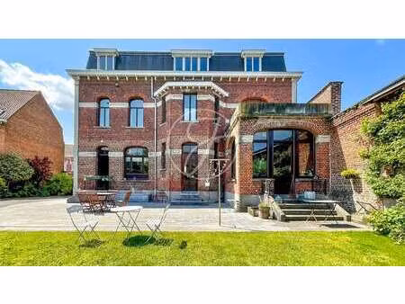 maison de luxe à vendre à deûlémont : 685 000 € | 563m²