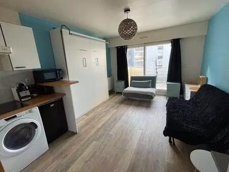 vente appartement t1 bord de mer à pornichet (44380) : à vendre t1 bord de mer / 23m² porn