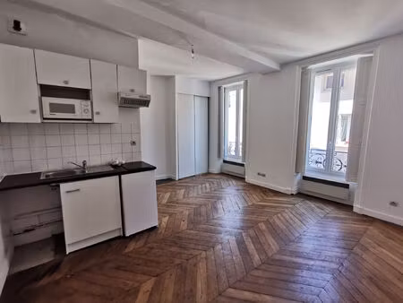 location appartement 1 pièce 22 m² à lyon 5 (69005)
