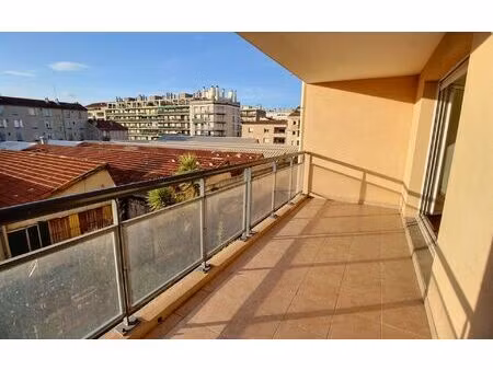 appartement marseille 5 m² t-4 à vendre  250 000 €
