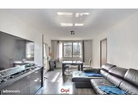 appartement 4 pièces 82 m²