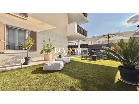 'vaiana' - appartement t3 en rez-de-jardin avec deux places de p