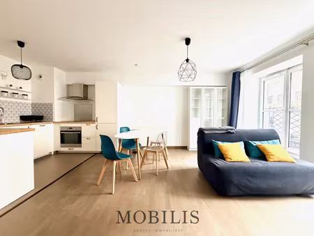 hotel de ville - grand type 2 avec cachet