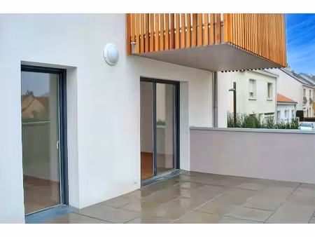 a louer - nantes bottiere-chenaie -t3 recent de 55.65 m² avec terrasse et parking