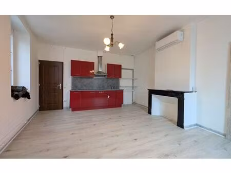 location appartement  m² t-1 à pompignan  575 €