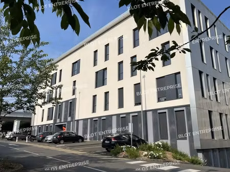 a louer - bureaux 770 m² - cesson-sebvigne