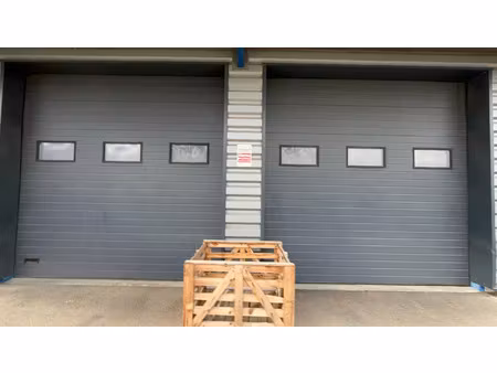 location commerce 8 pièces 1083 m² à poligny (39800)