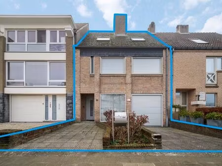 bien professionnel à vendre à sint-pieters € 369.000 (llpps) - vastgoed loontjens & lagast