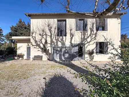 maison cabannes 6 pièce(s) 183 m2