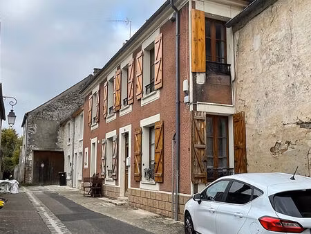 maison de ville champeaux 5 pièce(s) 125 m2