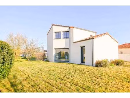 vente maison piscine à remouillé (44140) : à vendre piscine / 115m² remouillé