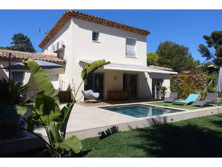 a vendre : antibes superbe villa contemporaine avec piscine