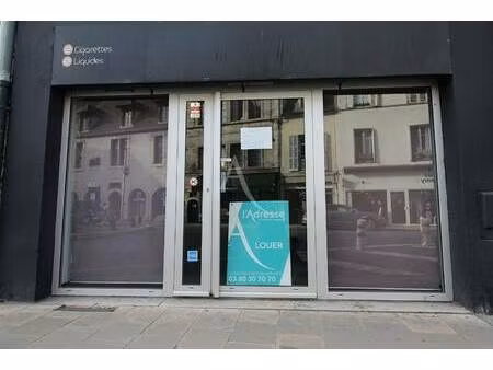 local commercial à louer