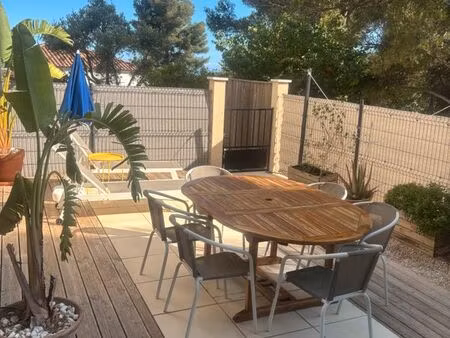 t3 meublé avec terrasse et pk privatif