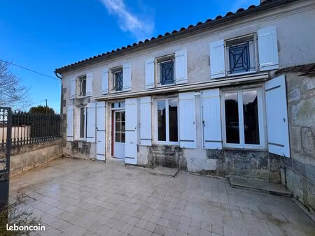 maison charentaise type 4