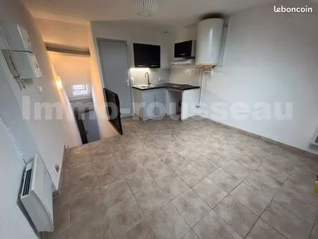 studio 1 pièce 13 m²