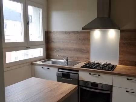 appartement meublé près iut avec garage