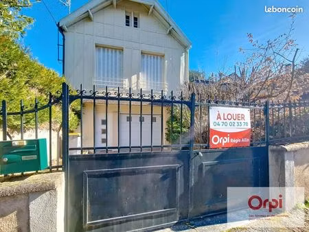 maison 2 pièces 46 m²