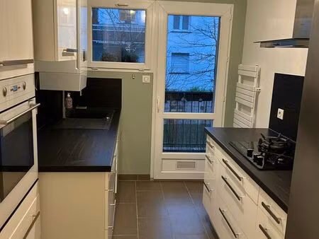 t3/4 meuble bordeaux chu pellegrin / campus carreire