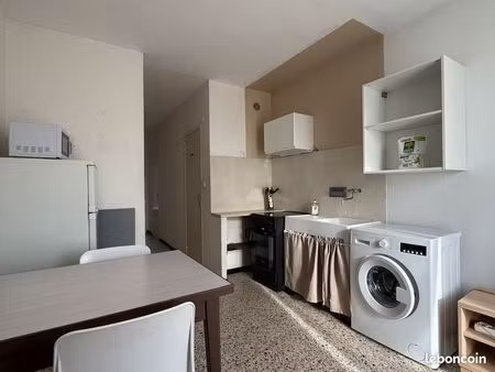 t2 meublé – secteur plage