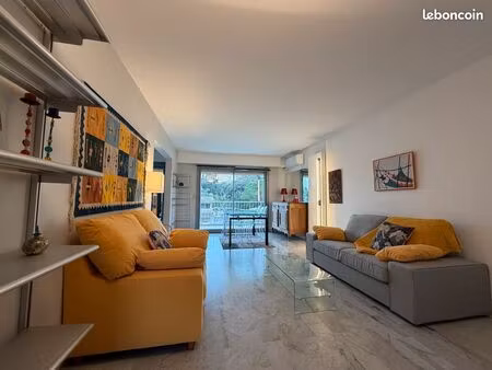 appartement t3 meublé avec terrasse et place de parking - estanove