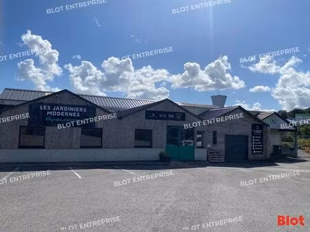 local commercial à louer