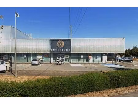 local commercial à louer