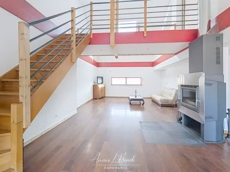 duplex 209 m² habitables + 70 m² aménageables