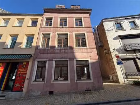 maison rénovée 3ch 2sdb  beaucoup de cachet !!