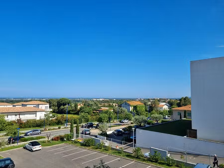 location : appartement 4 pièces (80 m²) à borgo