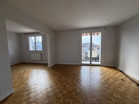 guilherand-granges - appartement t3 avec garage