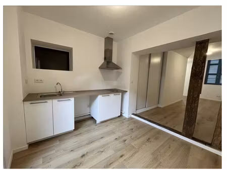 appartement t3 de 62 m2 refait à neuf