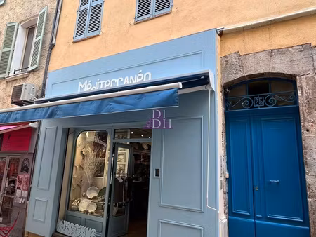 fonds de commerces d'une boutique de décoration idéalement p