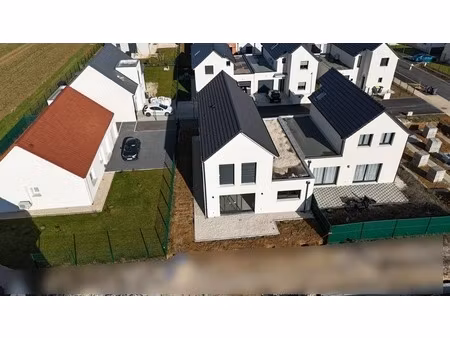 coup de cœur à aiserey : villa neuve t5 re2020
