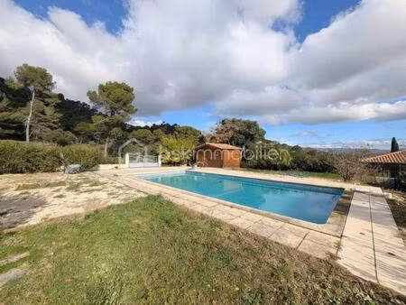 grande villa familiale avec accès direct colline – avec studio