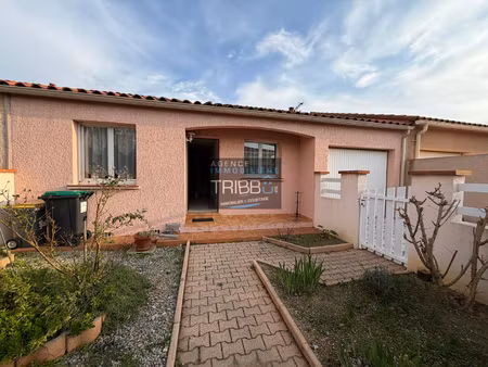 villa t3 de plain pied avec jardin et garage a llupia