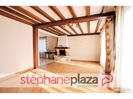 maison 6 pièces 130 m²