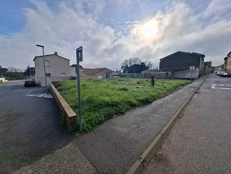 terrain constructible à vendre