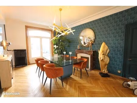 grande maison de caractère – 280 m2