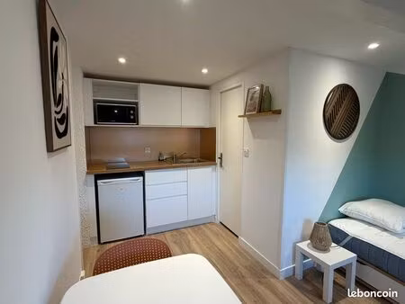 studio rénové meublé hyper centre nantes