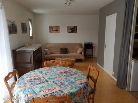 t2 meublé 37 m² près de la gare de laval