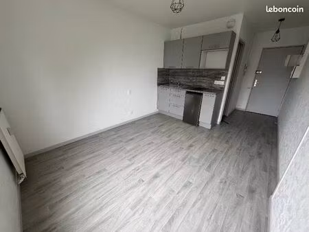 studio 1 pièce 16 m²