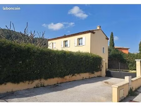 villa 100 m² a cuers  proximite centre ville