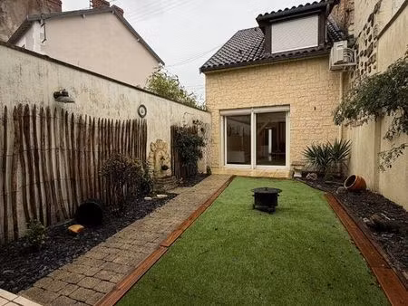 maison 3 pièces 80 m²