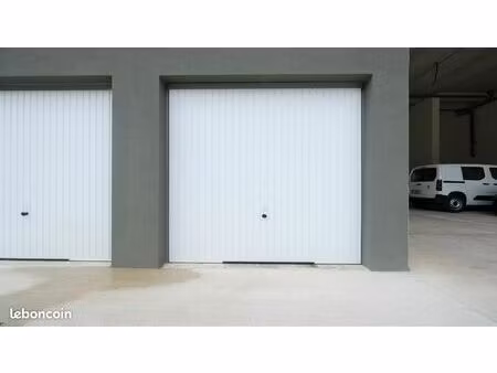 parking/box 14 m² bastia
