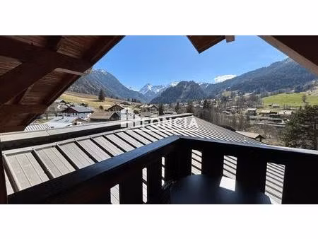 rare ! t2 bis en duplex - centre du village