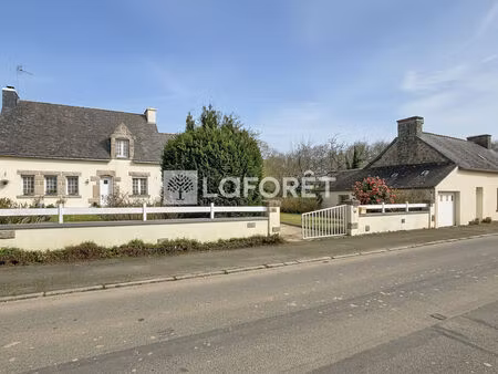 maison coetlogon 7 pièce(s) 128 m2