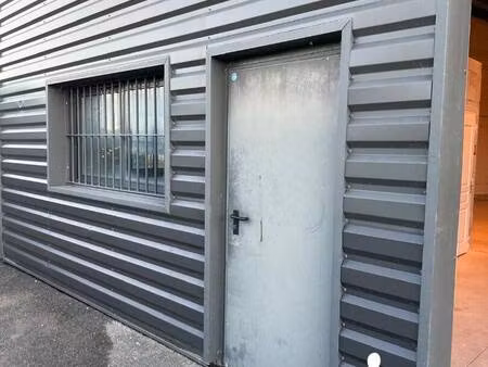 local commercial à louer